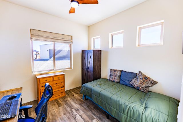 1121 N Apache Ridge Road, Benson, AZ 85602
