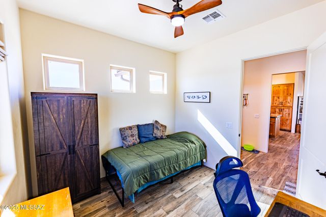 1121 N Apache Ridge Road, Benson, AZ 85602