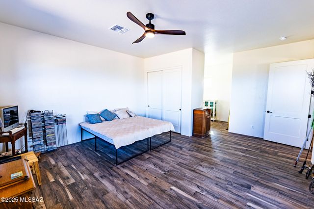 1121 N Apache Ridge Road, Benson, AZ 85602