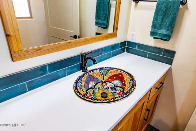 1121 N Apache Ridge Road, Benson, AZ 85602