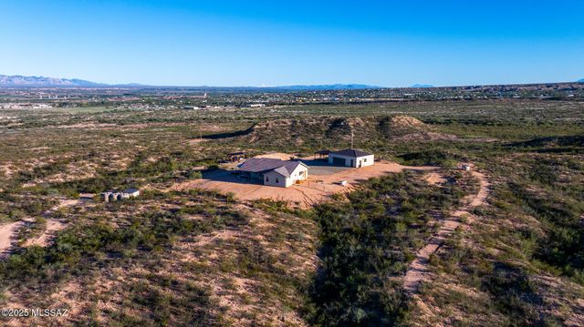 1121 N Apache Ridge Road, Benson, AZ 85602