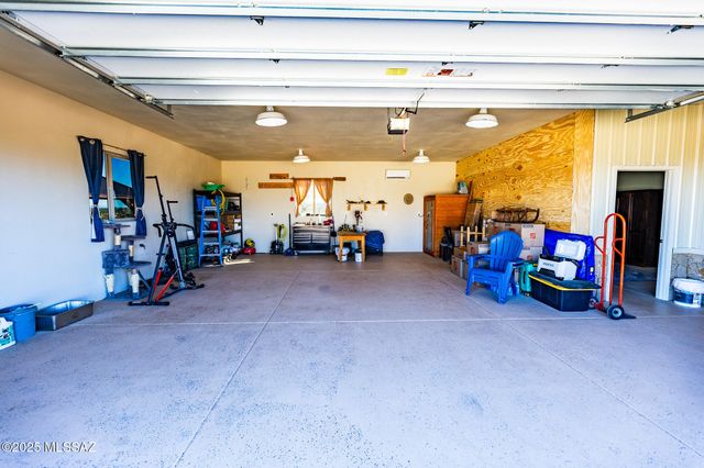 1121 N Apache Ridge Road, Benson, AZ 85602