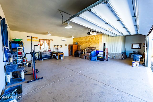 1121 N Apache Ridge Road, Benson, AZ 85602