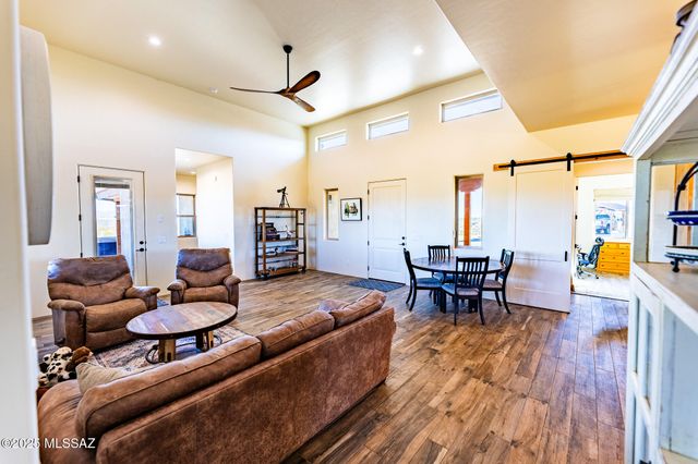 1121 N Apache Ridge Road, Benson, AZ 85602
