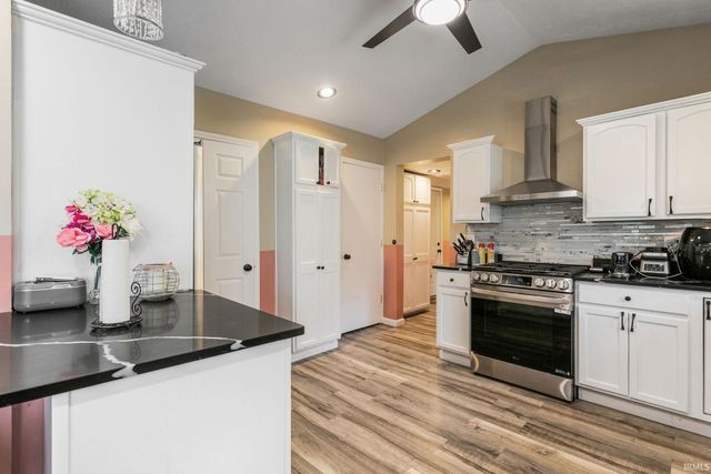 4332 Kankakee Trail, South Bend, IN 46619