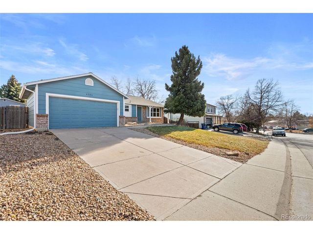 4382 S Bahama Way, Aurora, CO 80015