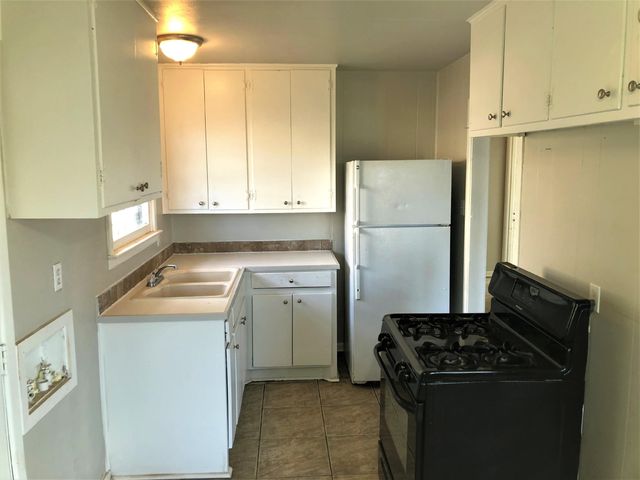 2403 E 5th Street, Lubbock, TX 79403