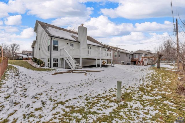 5608 SW 34th TER, Topeka, KS 66614