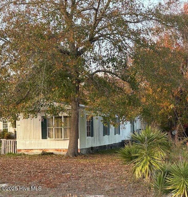 4686 Bluewater Street SE, Boiling Spring Lakes, NC 28461