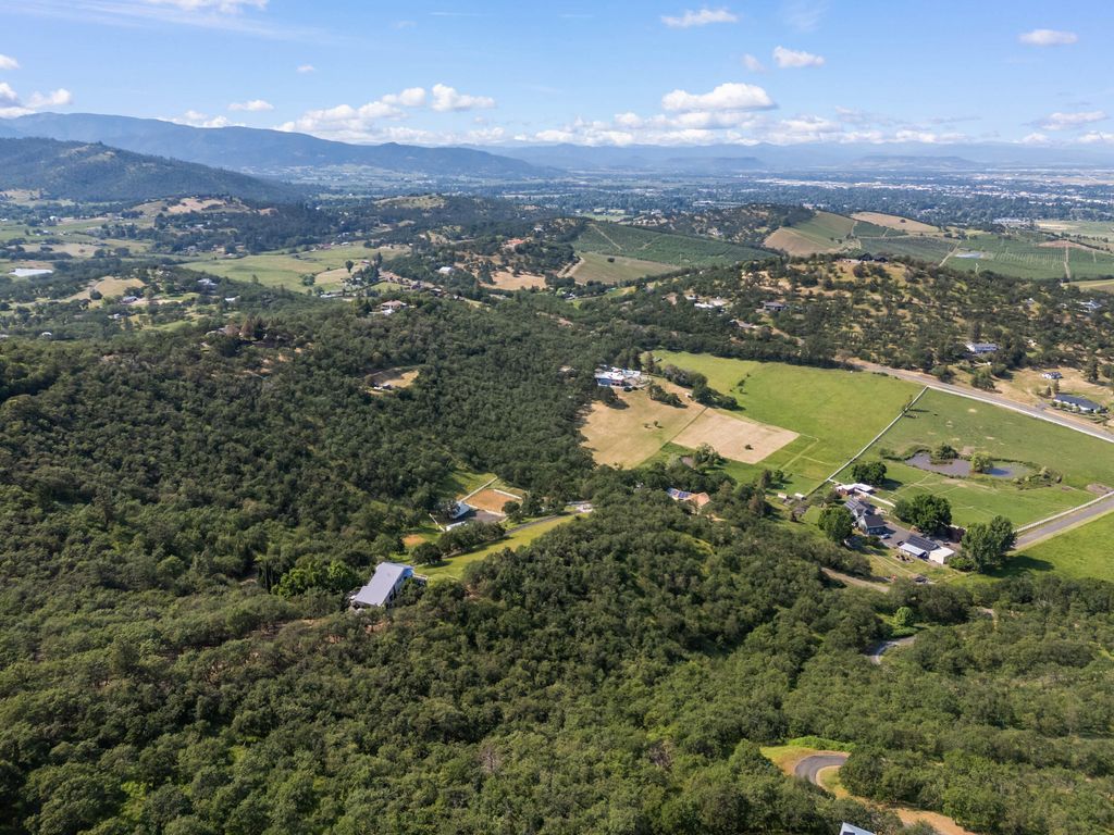 Pioneer Road Tax Lot 3100, Medford, OR 97501