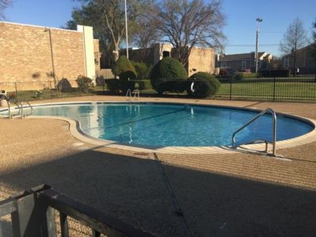 5528 Boca Raton Boulevard 186, Fort Worth, TX 76112