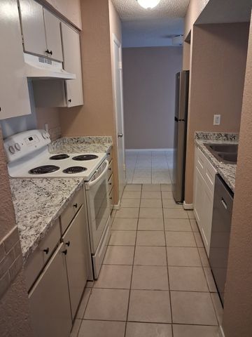 5528 Boca Raton Boulevard 186, Fort Worth, TX 76112