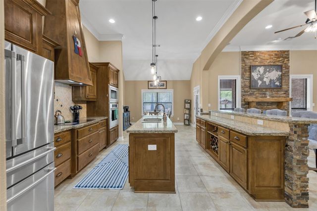 2005 Old May Court, College Station, TX 77845