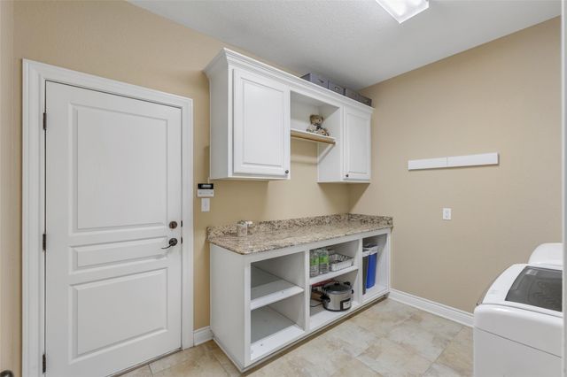 2005 Old May Court, College Station, TX 77845