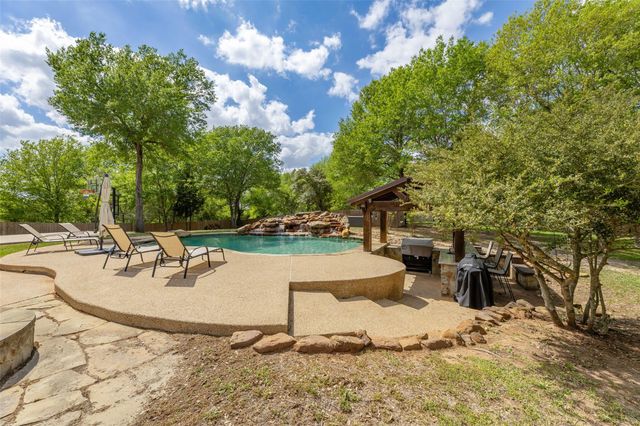 2005 Old May Court, College Station, TX 77845