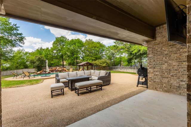 2005 Old May Court, College Station, TX 77845