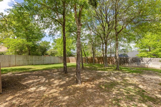 2005 Old May Court, College Station, TX 77845