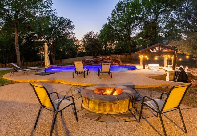 2005 Old May Court, College Station, TX 77845