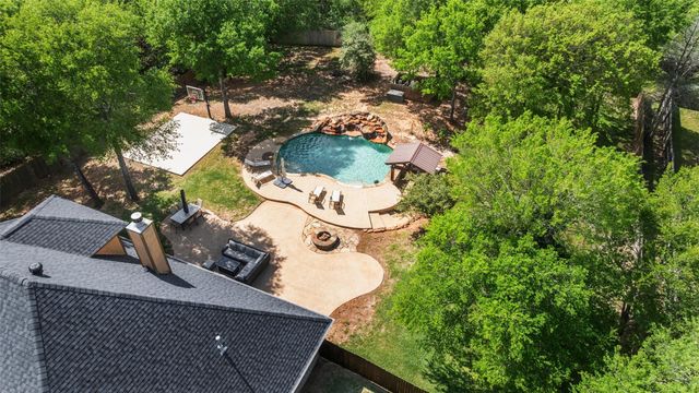 2005 Old May Court, College Station, TX 77845