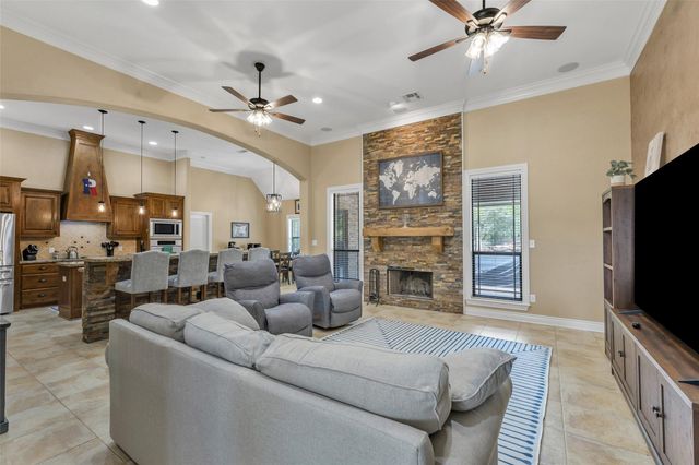 2005 Old May Court, College Station, TX 77845