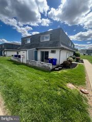 5403 OXFORD DR #1, Mechanicsburg, PA 17055