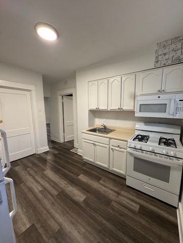 527 Halsey Ave 1, Forest Hills Boro, PA 15221