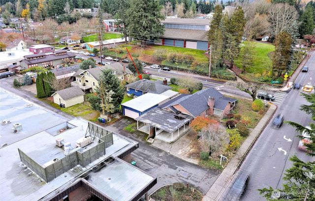 30 SE Bush Street, Issaquah, WA 98027