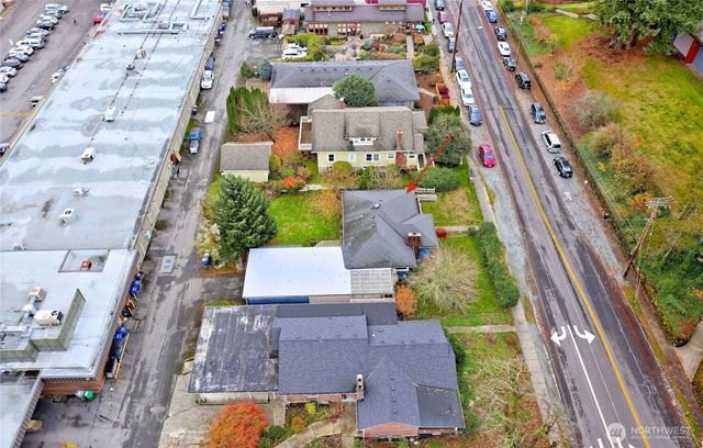 30 SE Bush Street, Issaquah, WA 98027