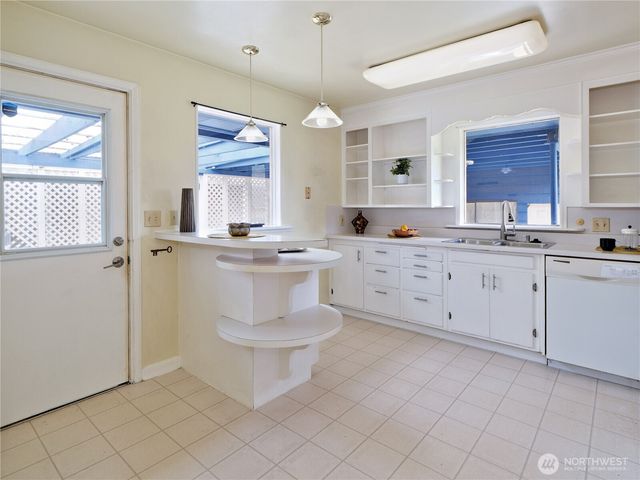 30 SE Bush Street, Issaquah, WA 98027