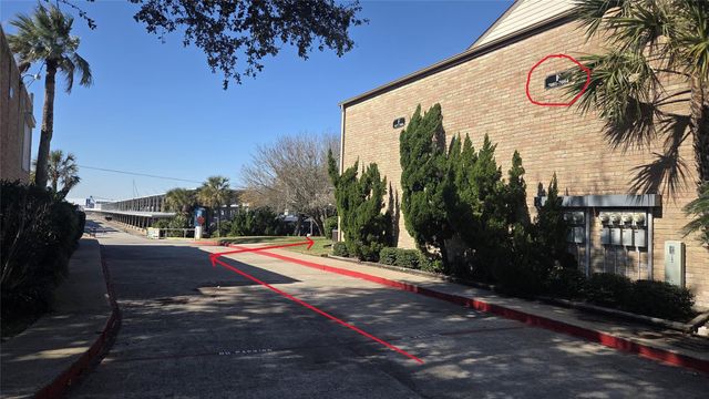 7078 N Holiday Drive, Galveston, TX 77550