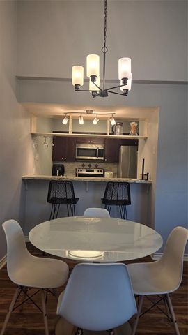 7078 N Holiday Drive, Galveston, TX 77550