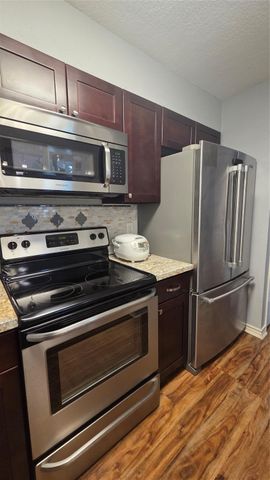 7078 N Holiday Drive, Galveston, TX 77550