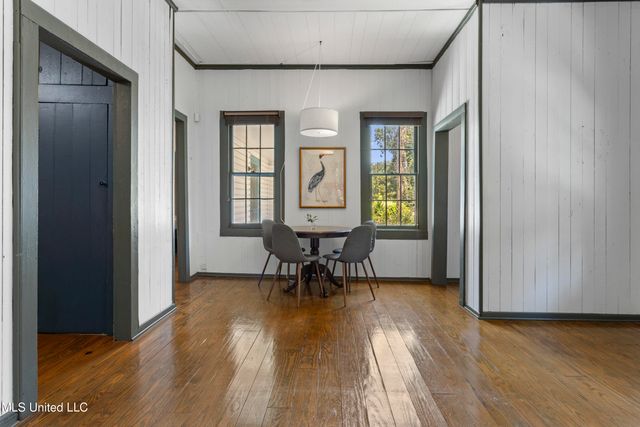 1325 Harrison Road, Gulfport, MS 39507