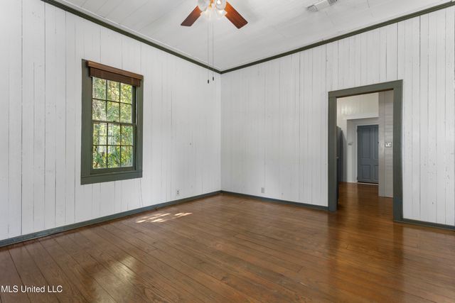 1325 Harrison Road, Gulfport, MS 39507
