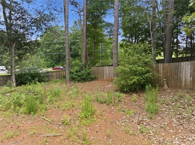 2650 Peregrine Court, Suwanee, GA 30024