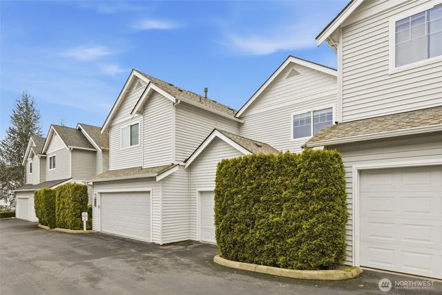958 232nd Place NE, Sammamish, WA 98074