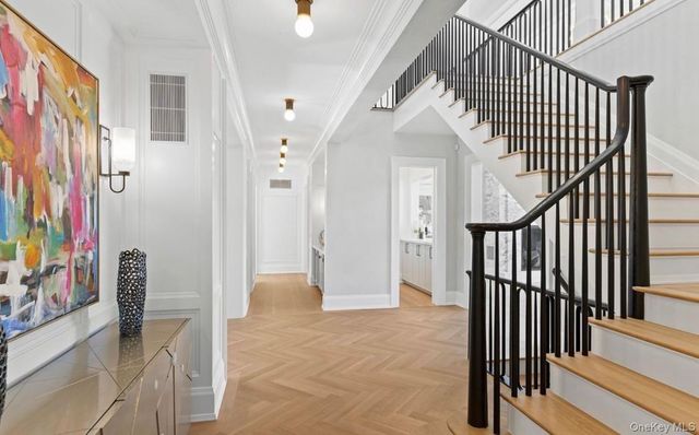 548 Hemlock Drive, Cedarhurst, NY 11516