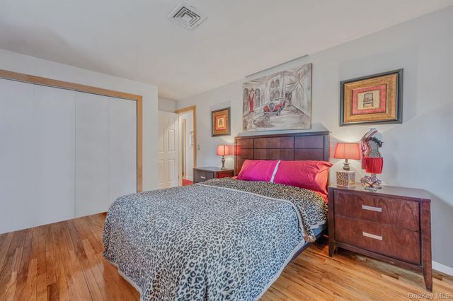 7 Judith Drive, Greenlawn, NY 11740