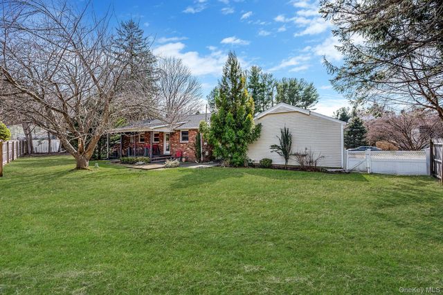 7 Judith Drive, Greenlawn, NY 11740