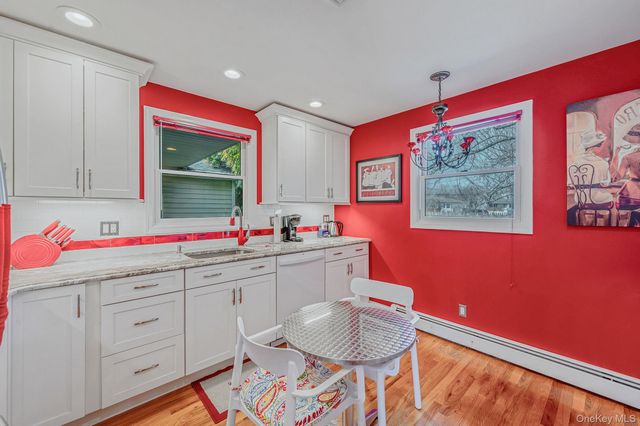 7 Judith Drive, Greenlawn, NY 11740