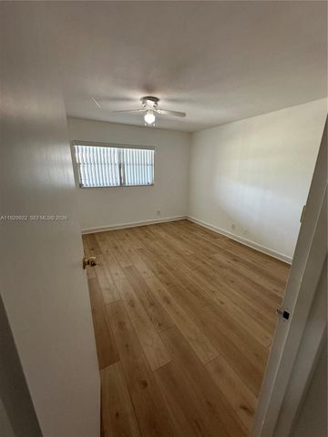 25 Saxony A, Delray Beach, FL 33446