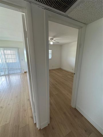 25 Saxony A, Delray Beach, FL 33446