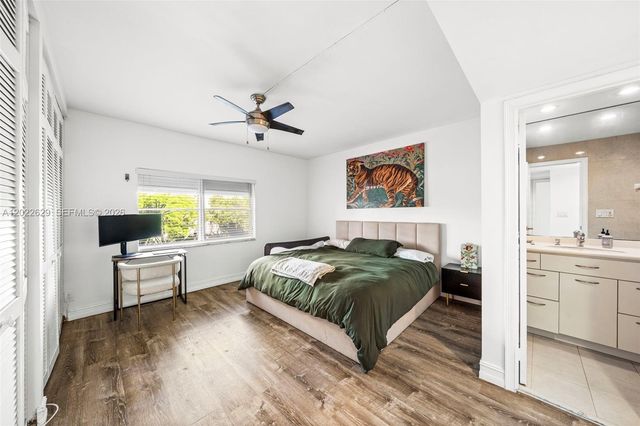 100 Edgewater Dr 329, Coral Gables, FL 33133