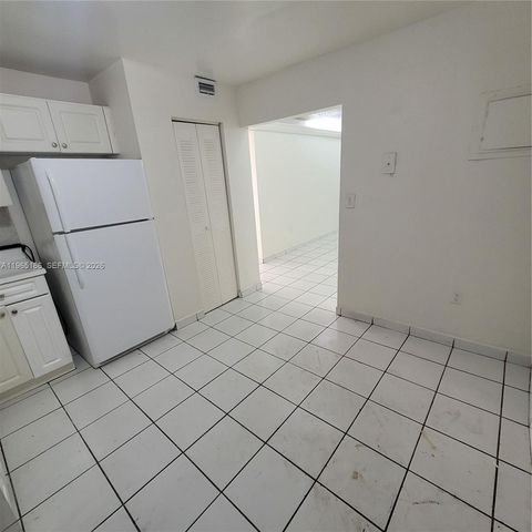 5100 SW 41st St 221, Pembroke Park, FL 33023