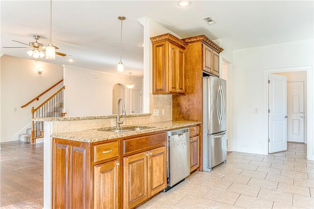 806 SW Caprington Street, Bentonville, AR 72712