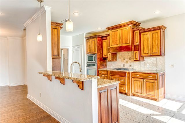 806 SW Caprington Street, Bentonville, AR 72712