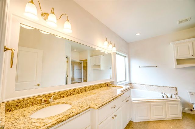 806 SW Caprington Street, Bentonville, AR 72712
