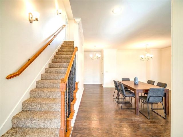 806 SW Caprington Street, Bentonville, AR 72712