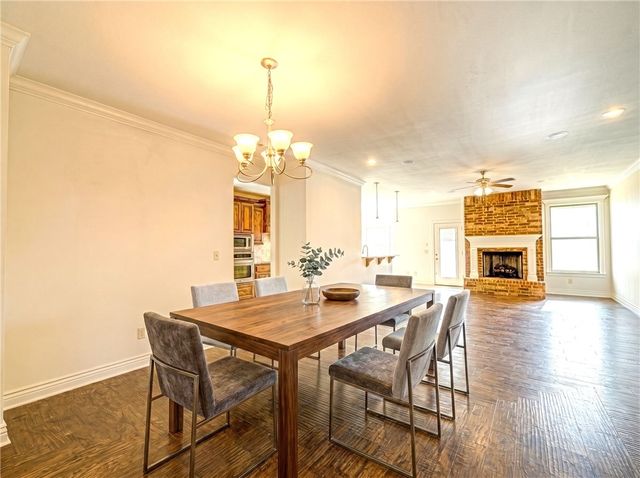 806 SW Caprington Street, Bentonville, AR 72712