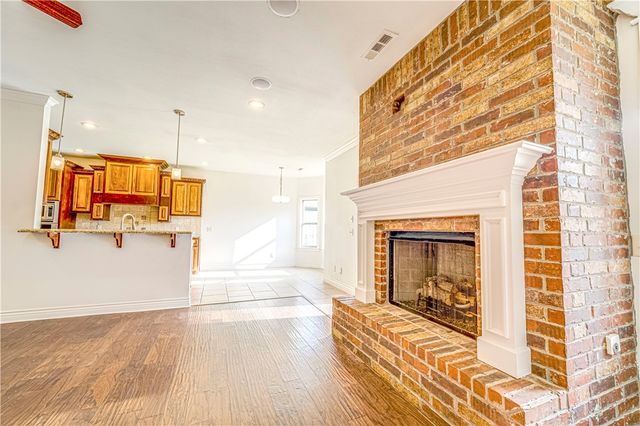 806 SW Caprington Street, Bentonville, AR 72712
